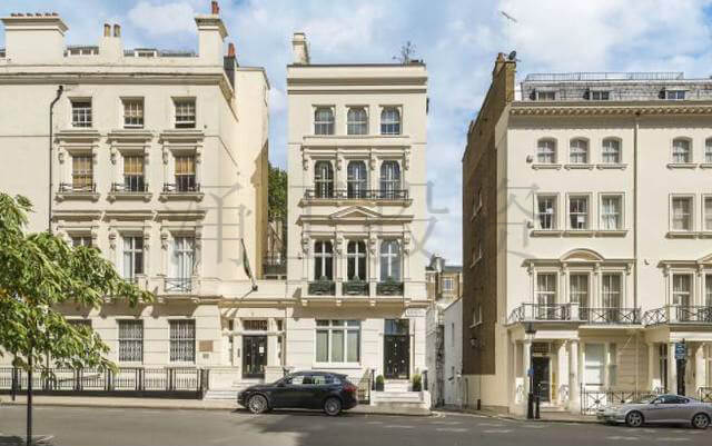 Ennismore Gardens